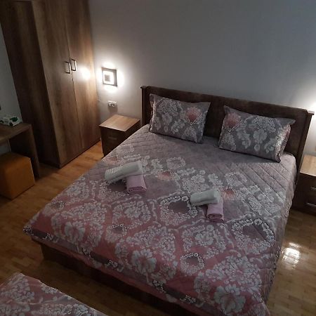 Prishtina Newborn Abc Room Pristina Esterno foto